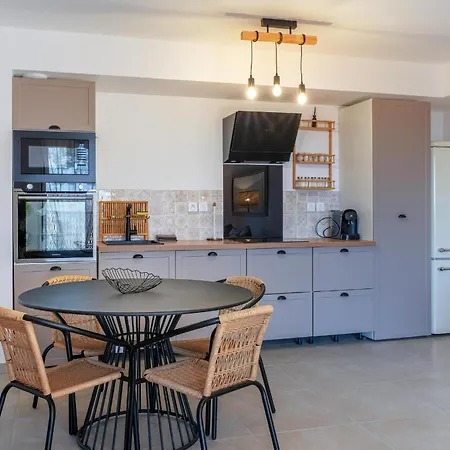 Magnifique Niche Dans Pinede Sanary-sur-Mer