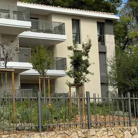 Magnifique Niche Dans Pinede Sanary-sur-Mer